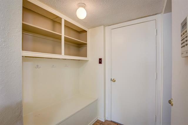 Building Photo - 230 Brittany Dr
