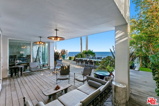 Building Photo - 27428 Pacific Coast Hwy