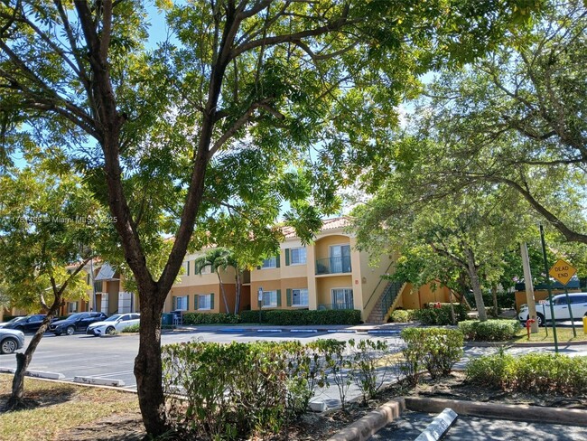 Building Photo - 7230 NW 114th Ave