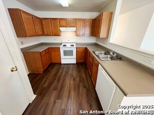 Building Photo - 1507 Creek Knoll