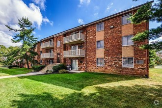 Building Photo - Water View Court
