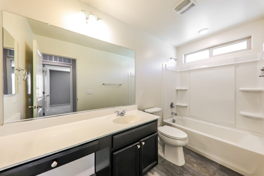 Building Photo - 16667 W Sierra St