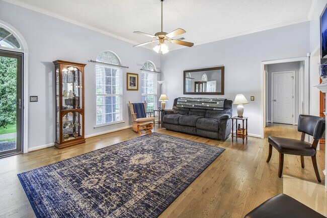 Building Photo - 1009 Stafford Ct