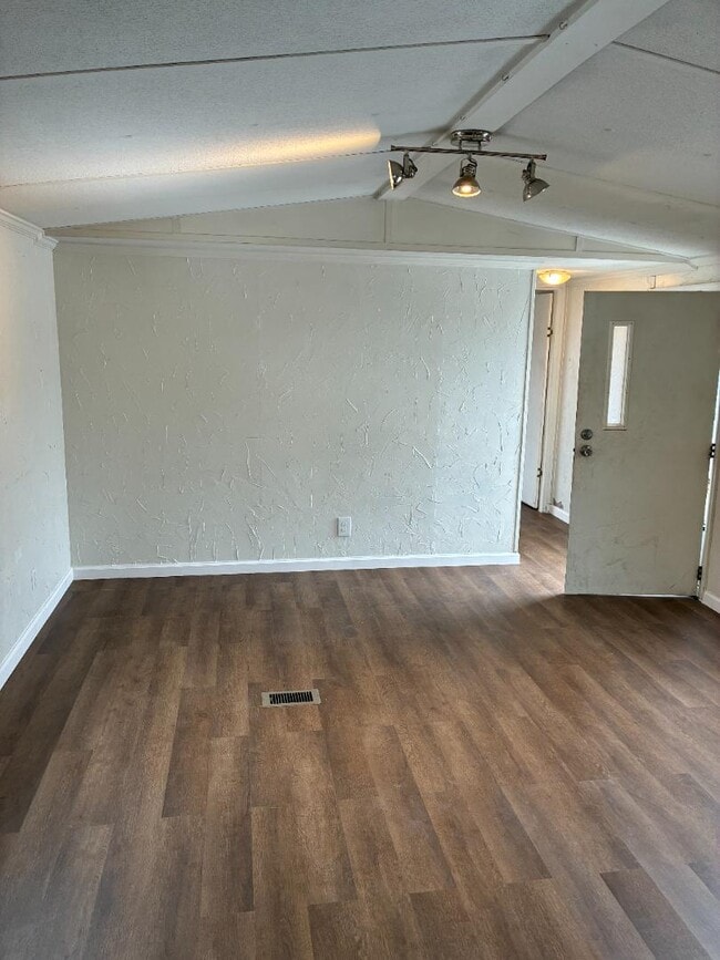 Building Photo - 2326 Sandy Ridge Dr