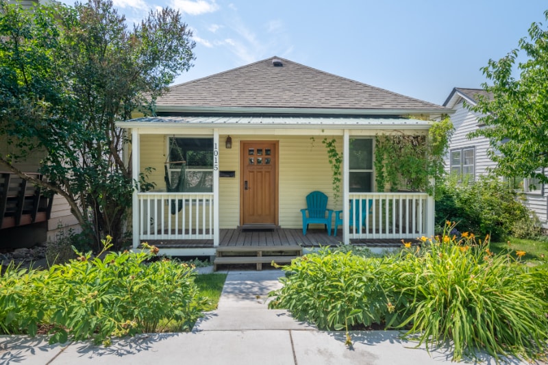 Primary Photo - 1015 Poplar St