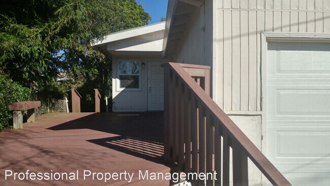 Building Photo - 3 br, 2 bath House - 5917 Clement Ave