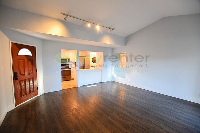 Building Photo - La Mesa | Rancho San Diego | End unit Cond...