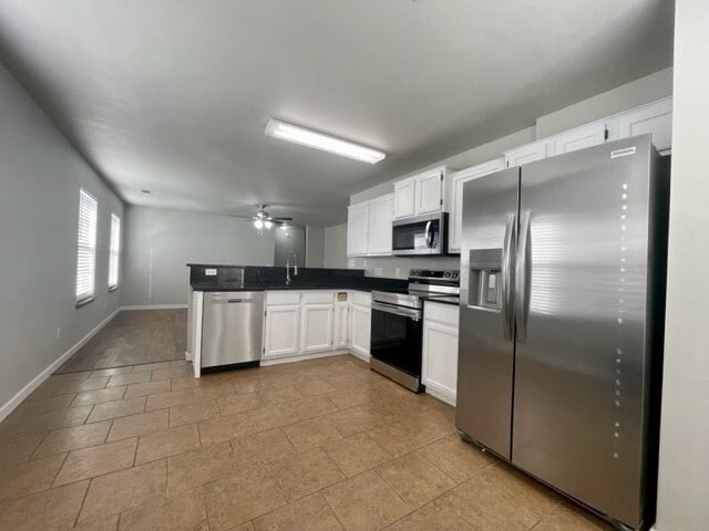 Building Photo - 220 Sage St