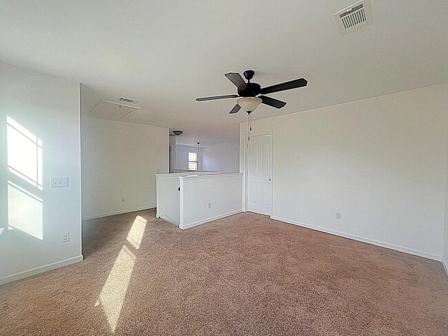 Building Photo - 301 Riverdale Rd