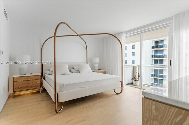 Building Photo - 9195 Collins Ave