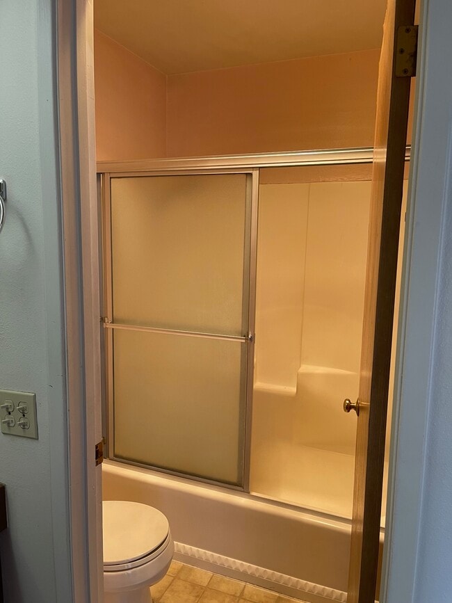 Building Photo - 750 Chorro St