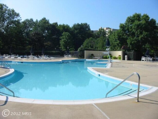 Pool area - 6731 W Wakefield Dr