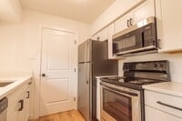 Building Photo - 506-510 SE 46th Ave