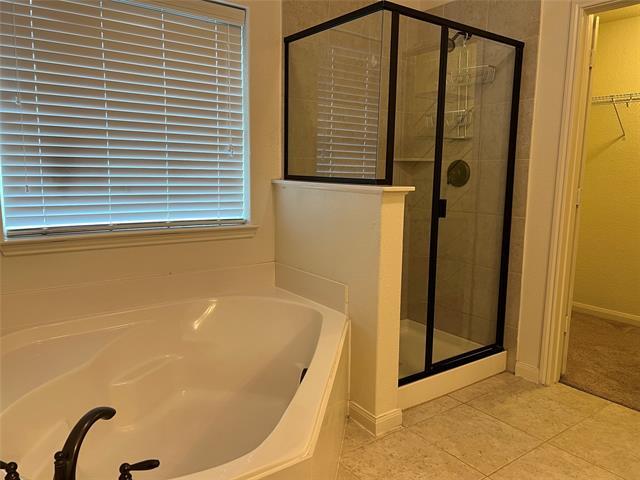 Building Photo - 2421 Fall Leaf Ct