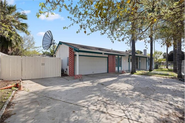Primary Photo - 2714 Flory Dr