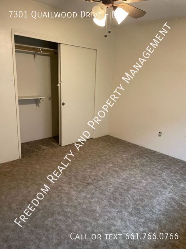 Building Photo - 7301 Quailwood Dr