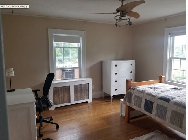 Building Photo - 269 Waltham St