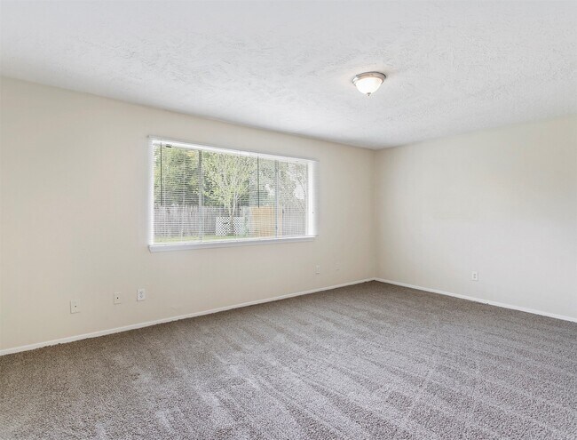 Building Photo - 8418 Lone Quail Dr