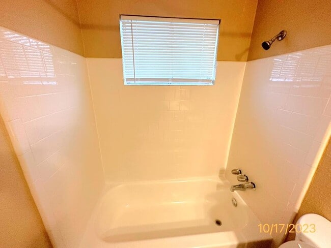 Building Photo - 12210 Roandale Dr