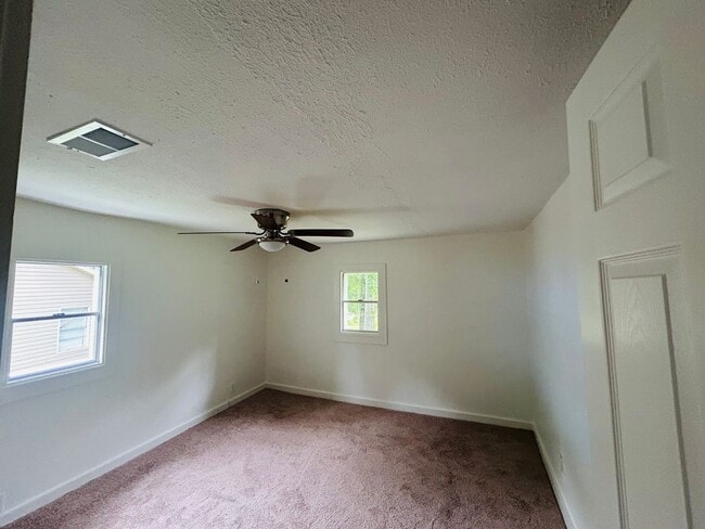 Building Photo - 3/2 for rent in downtown Brandon, MS!
