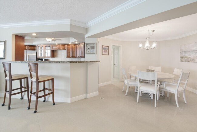 Building Photo - 500 S Ocean Blvd