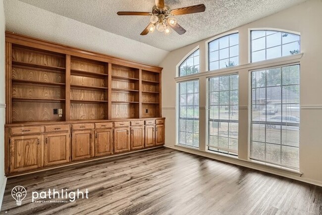 Building Photo - 4948 Wolf Creek Trail, Flower Mound, TX, 7...