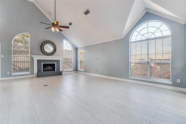 Building Photo - 2655 Lakeforest Ct