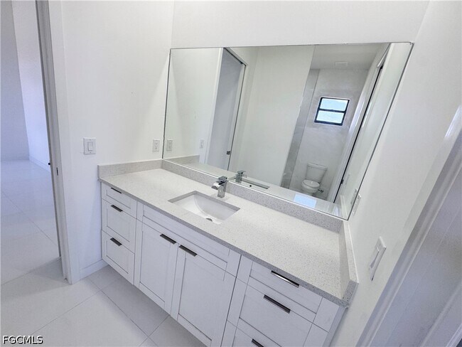 Building Photo - 3032 NW 41st Ave