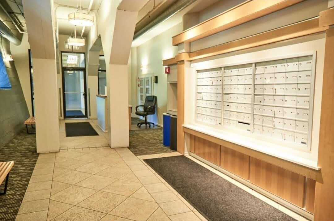 Building Photo - 1524 S Sangamon St