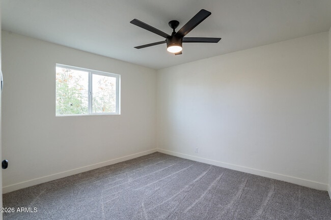 Building Photo - 1800 S Shafer Dr