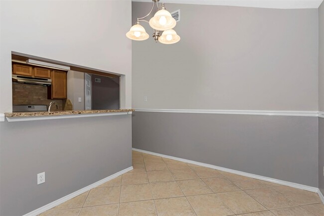 Building Photo - 73 Timberspire Ln