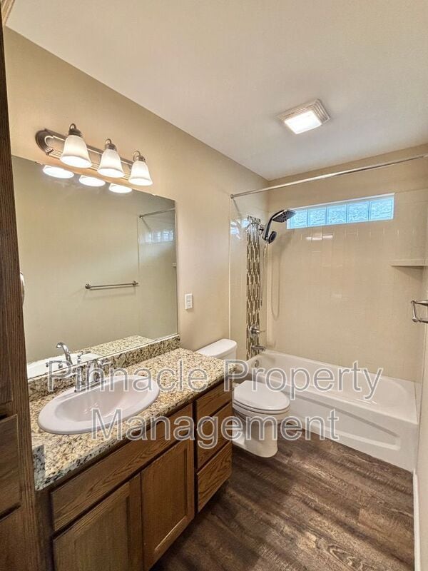 Building Photo - 4245 Sedona Trl