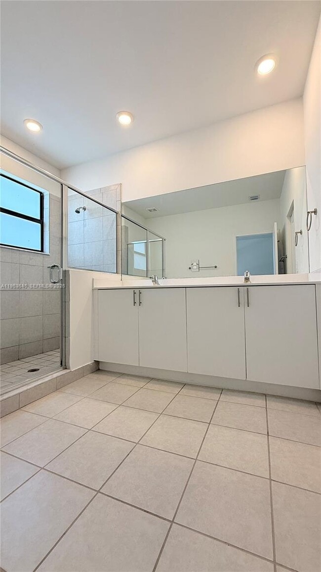 Building Photo - 24640 SW 119th Pl