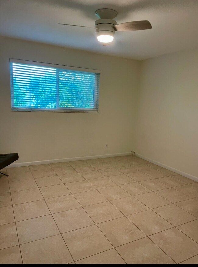 Building Photo - 108 Bravado Ln