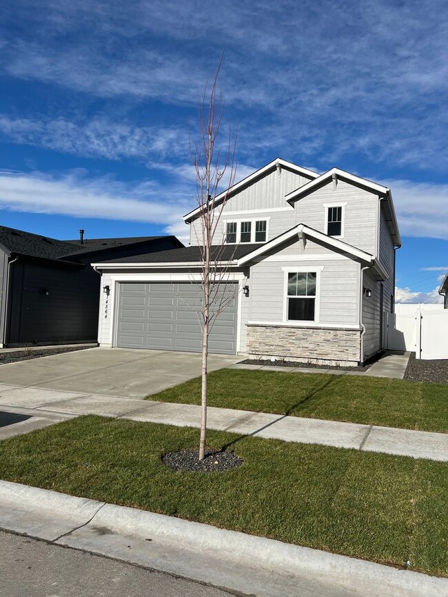 Primary Photo - Introducing a brand new 4 bedroom, 3 bathr...