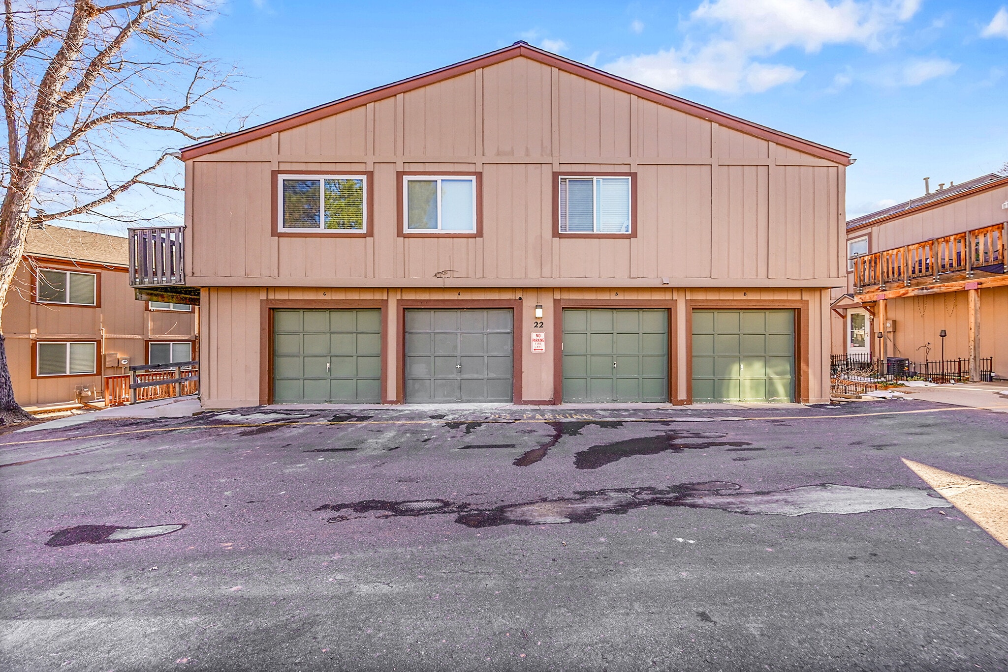 Building Photo - 7700 W Glasgow Pl