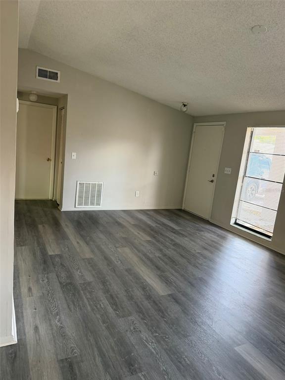 Building Photo - 9601 Shalimar Ct