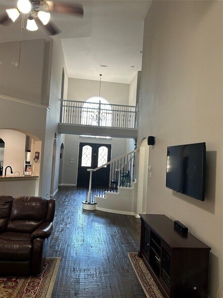 Building Photo - 12435 Honeyflower Dr