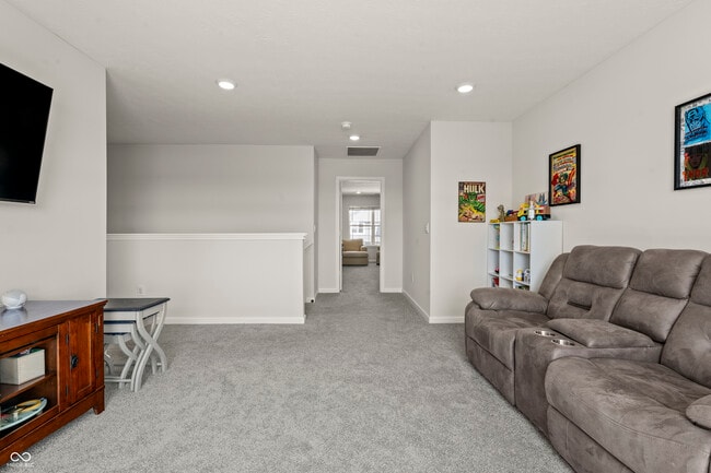 Building Photo - 1399 Hat Band St