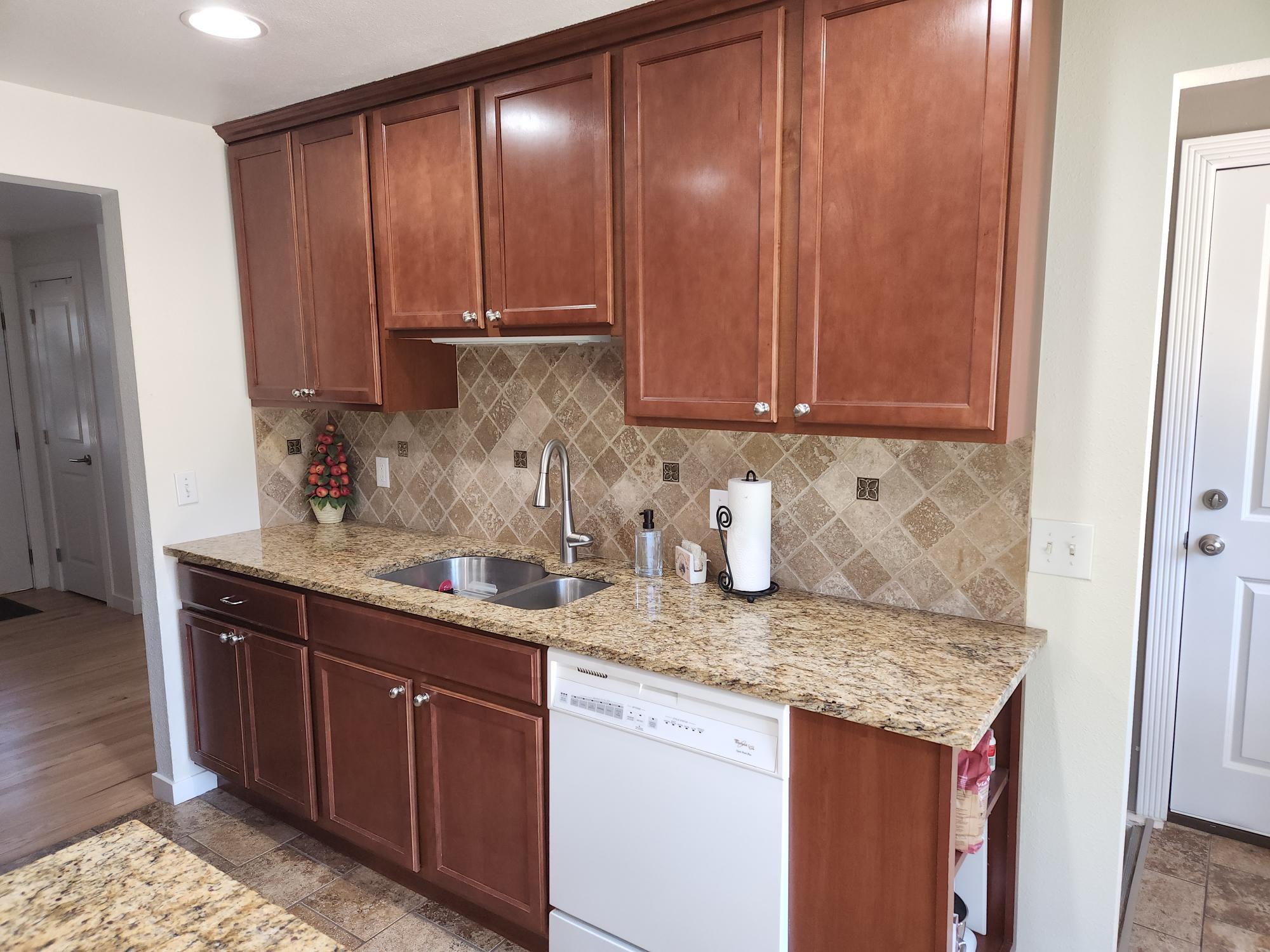 Kitchen (con't) - 3485 W Powers Pl