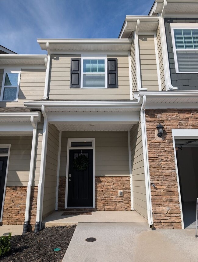Primary Photo - New Construction Townhouse-Hendersonville!