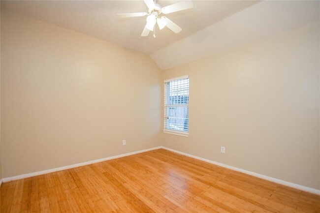 Building Photo - 7731 Las Flores Dr