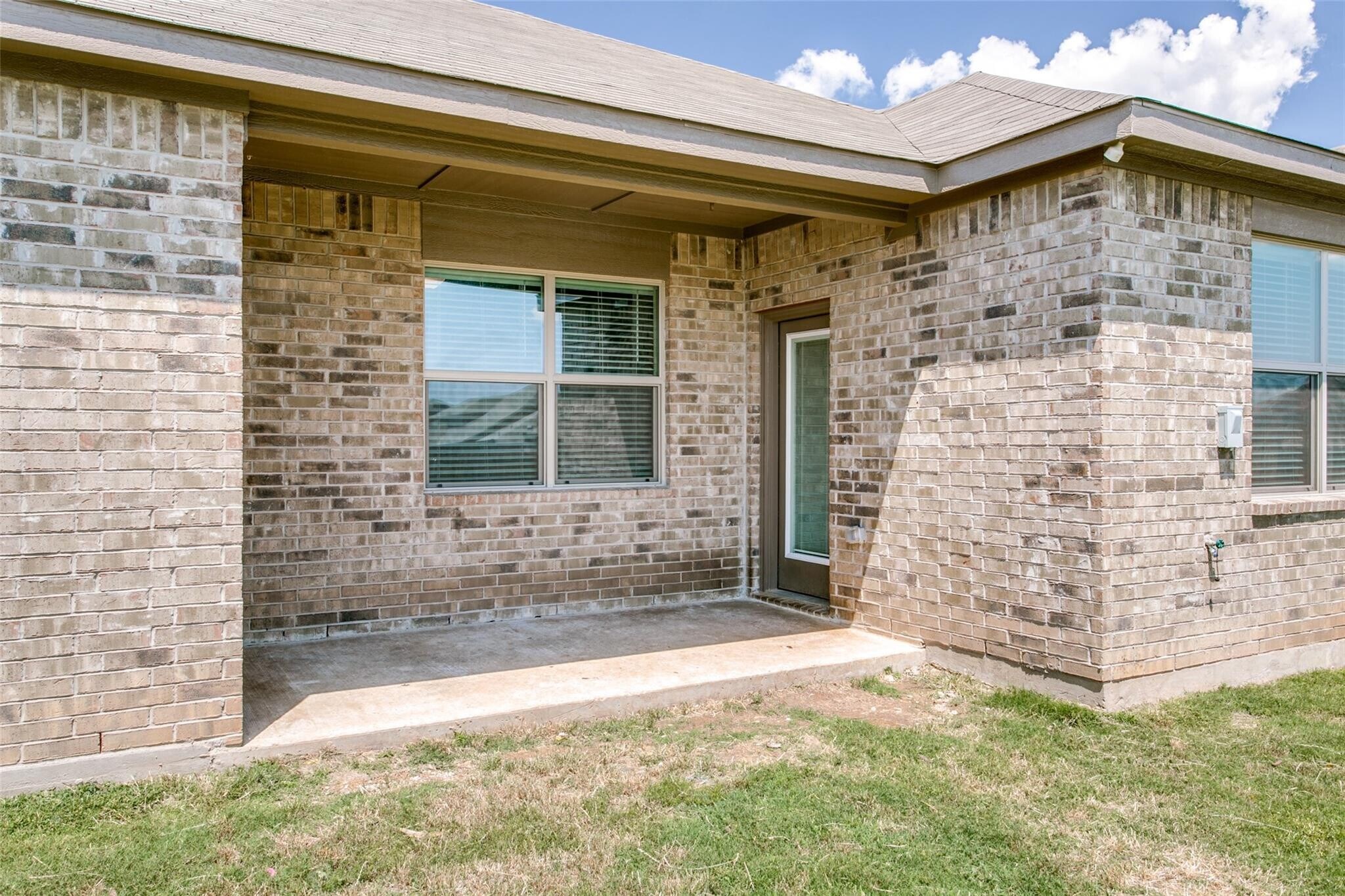 Building Photo - 13645 Lansman Dr