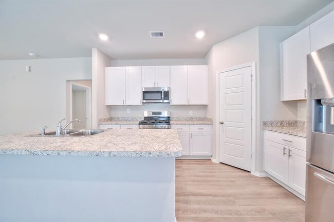 Building Photo - 2637 Shady Cedar Ct