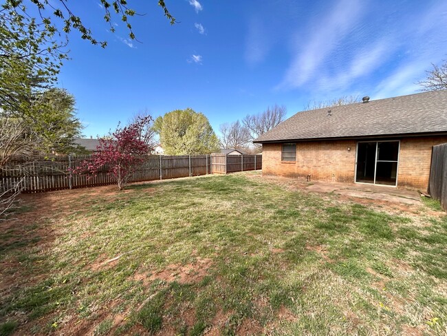 Building Photo - 530 Wild Wind Rd