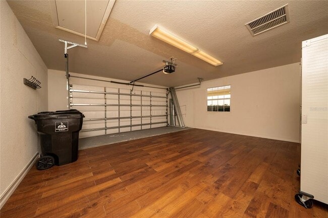 Building Photo - 11882 Kipper Dr