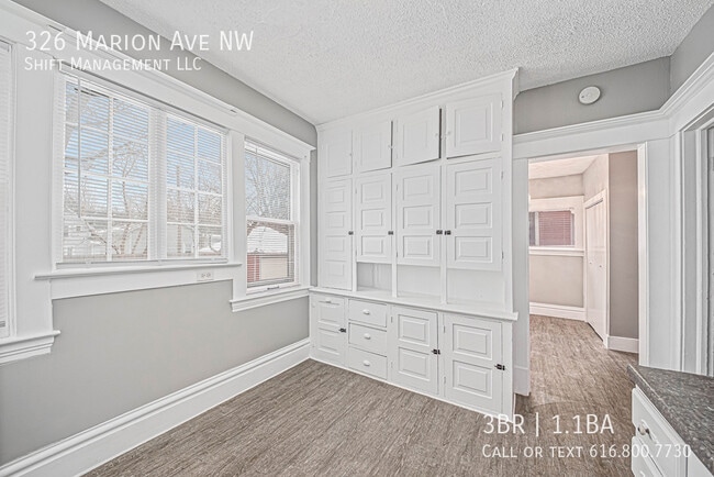 Building Photo - 326 Marion Ave NW