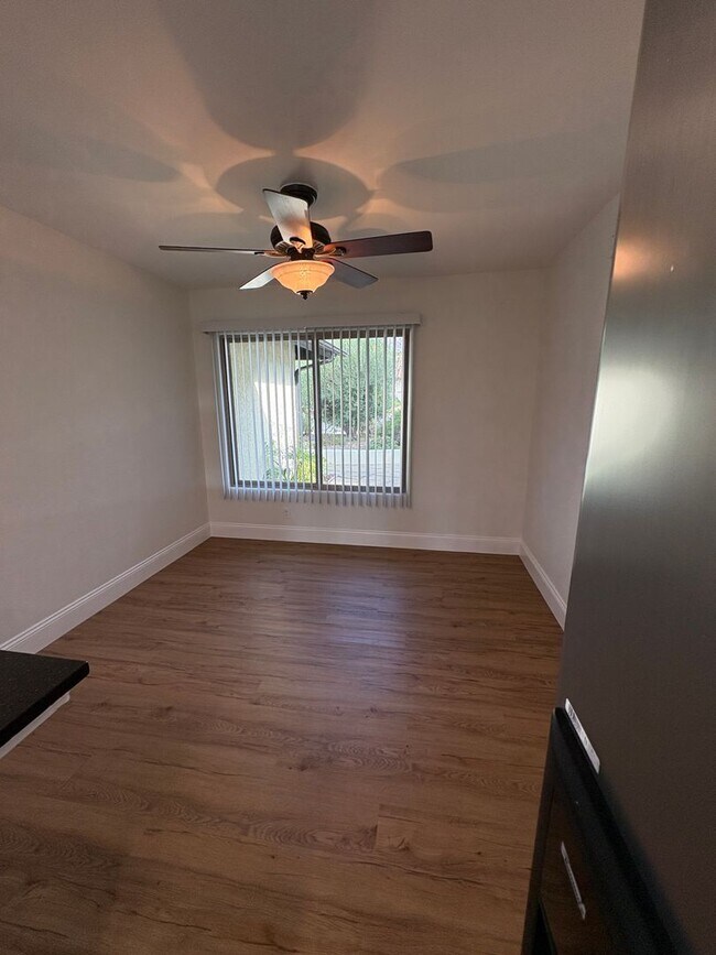 Building Photo - 1105 Del Nido Ct