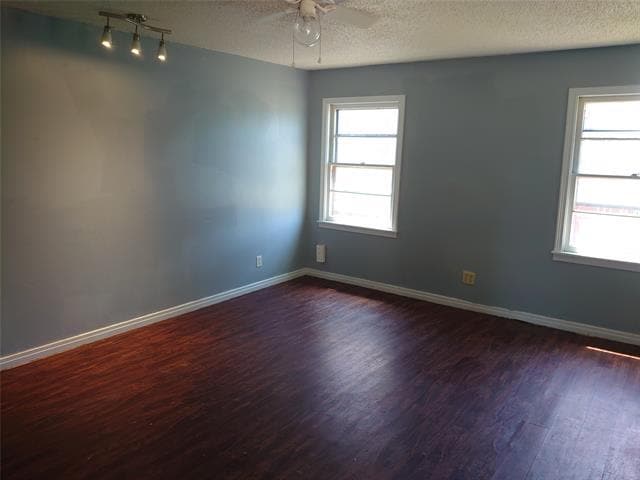 Building Photo - 302 Fannin St