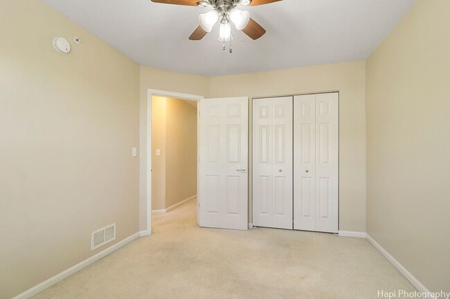 Building Photo - 719 Hanbury Dr